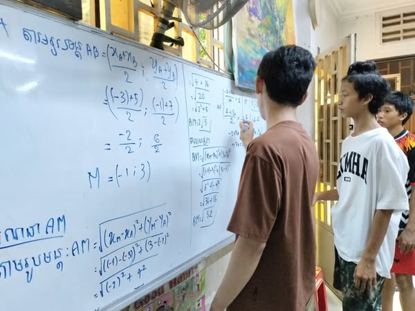 子供たちに学習の機会と未来の仕事へのきっかけを